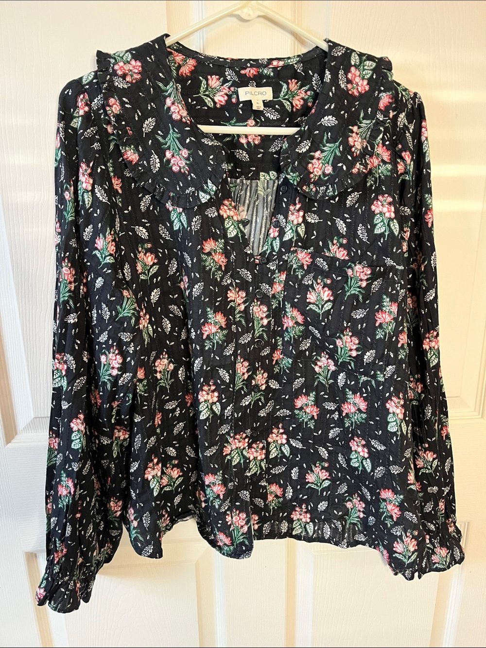 Pilcro Black Floral Ruffle-Collar Blouse